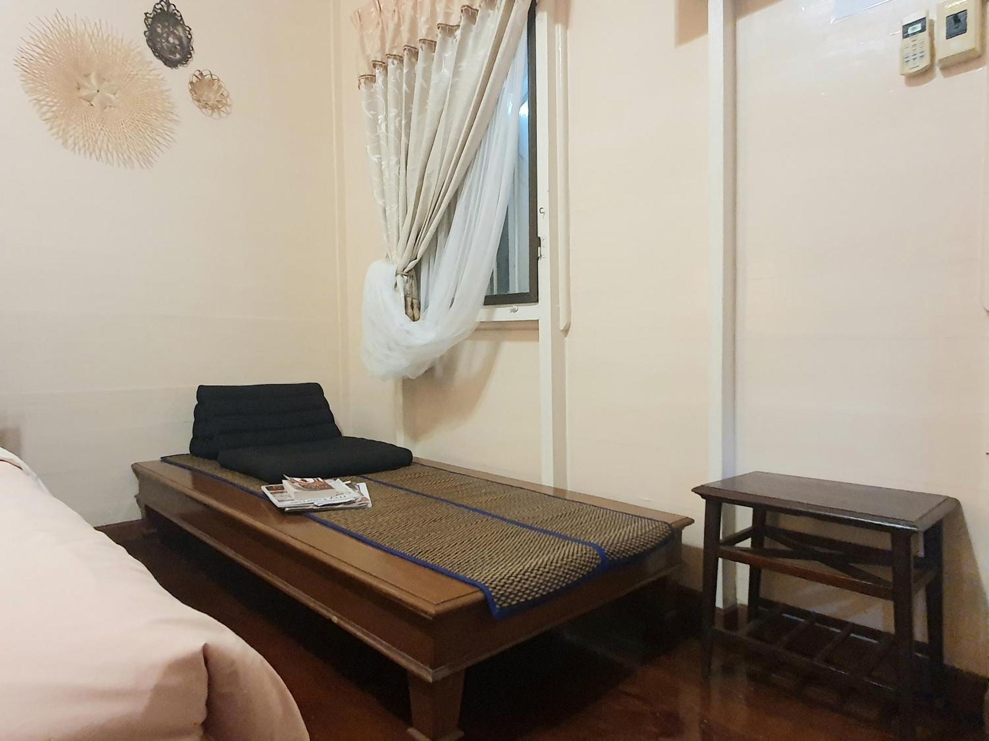 Kinn Stay50 Bangkok Buitenkant foto